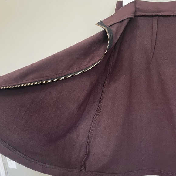Charlotte Russe Faux Suede Brown Zipper A-line Skirt - Picture 5 of 9